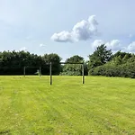 10 Person In Vinderup-by Traum Vinderup