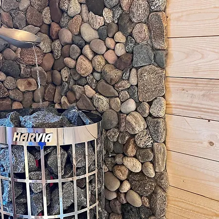 10 Person In Vinderup-by Traum * Vinderup